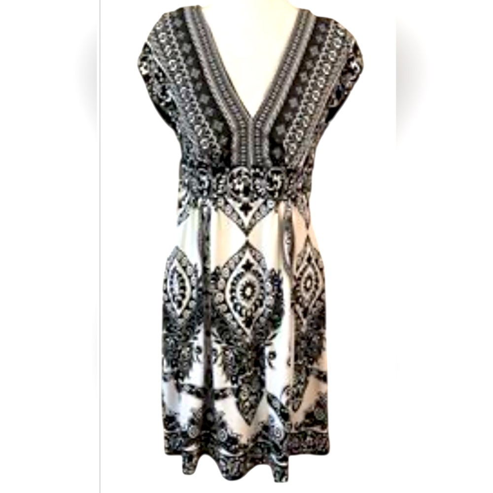 Women’s Y2K I.C.E Black & White Floral Dress Sleeveless Size 10